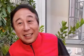 老艺术家冯巩的妻子漂亮又贤惠，婚后40年他们依然十分幸福图片