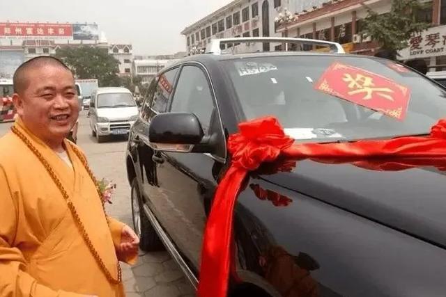 王宝强也没想到，释永信毁灭牵出前妻马蓉旧事，自己差点“垫背”