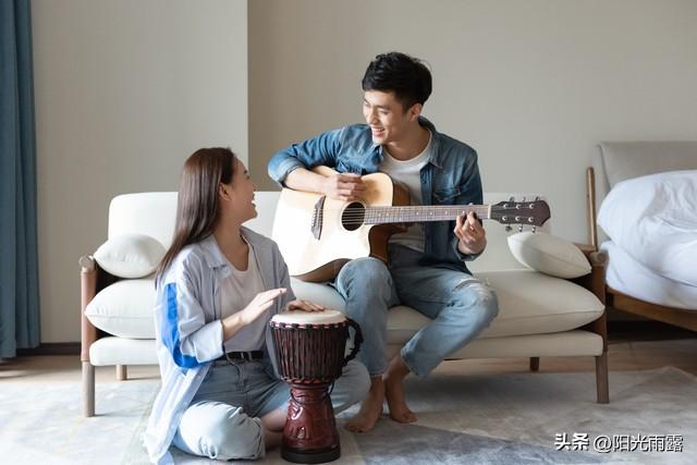 男人爱不爱自己老婆，一看便知！爱老婆的男人往往会有这些表现