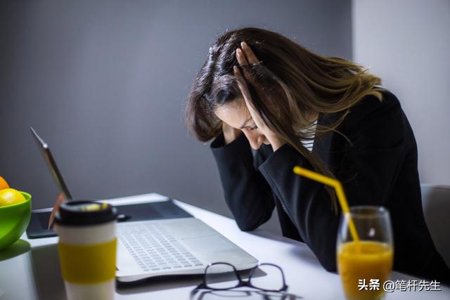 年度暖心梗强势出圈，告别向外求索内耗，学会好好宠爱老己