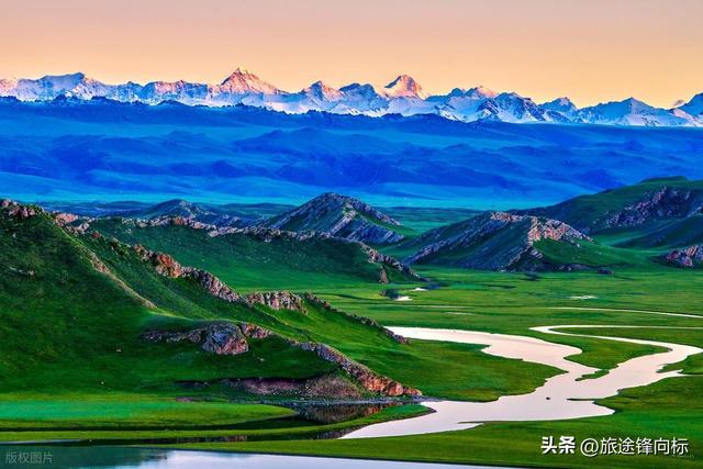 大家爱去新疆，“高原圣殿” 西藏被新疆反超，旅游格局因何巨变？