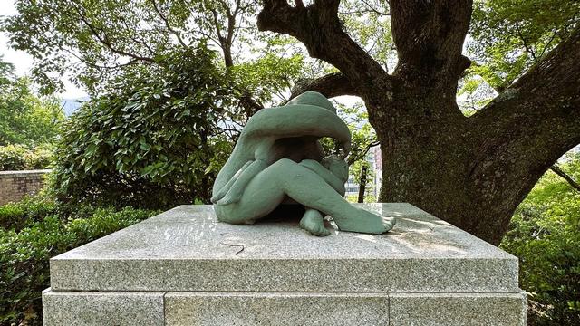 游览日本长崎和平公园有感