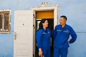 塔里木沙漠公路，有108个水井房，每口井房都住一对“特殊”夫妻图片