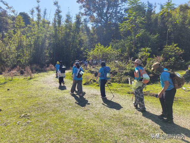 穿越万绿湖大型徒步