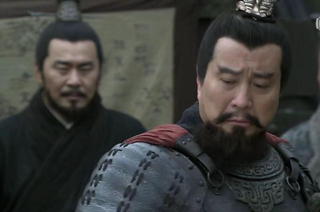 新三国“搞笑名场面”，曹操刘备上榜，吕布堪称“整活儿王”