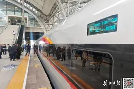 明天开通！1小时35分到武汉图片