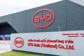 买个破车跟我犟什么犟？BYD销售满口脏话 辱骂消费者 网友们热议图片