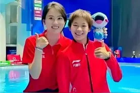 “段子手”徒弟遇上金牌教练，这对师徒让跳水界笑出腹肌！图片