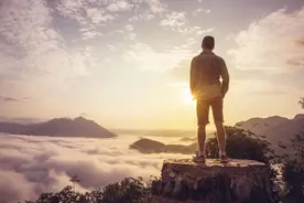 人到中年，才明白：鼻子大的男人，藏着怎样的秘密？图片