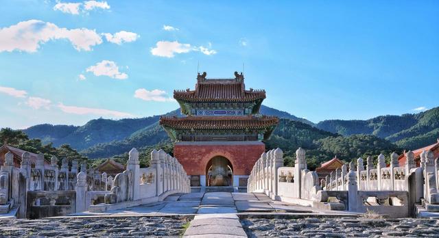 观清东陵遐思