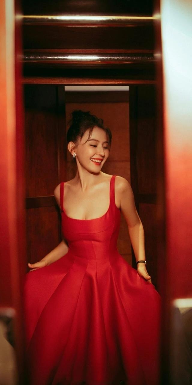 终于明白古代帝王为什么那么热衷征服西域，看看这西域风情多迷人