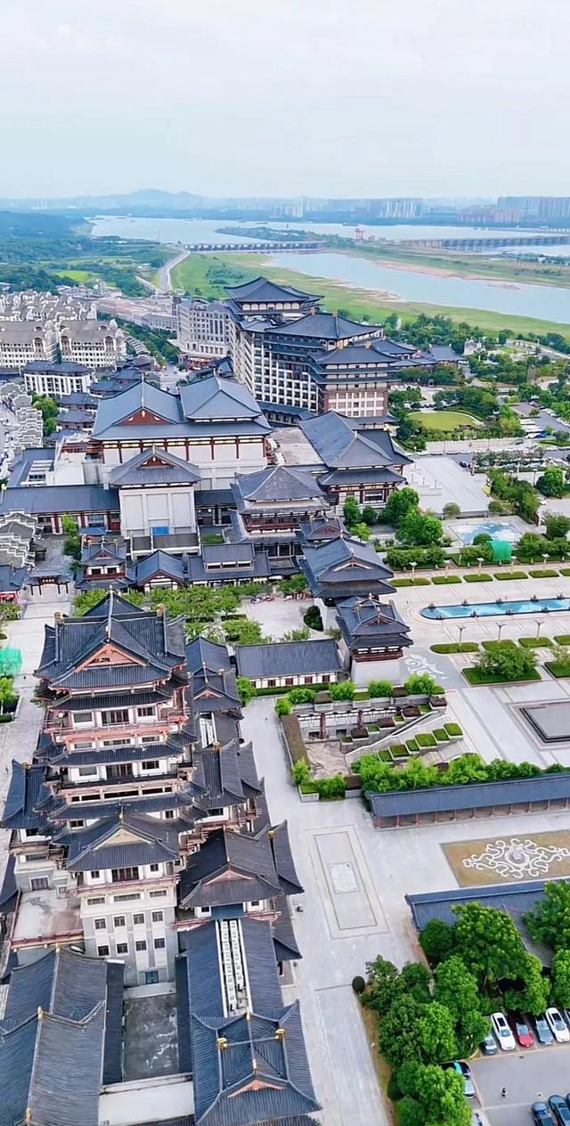 规模庞大的长沙铜官窑古镇撂荒严重，如何才能吸引游客
