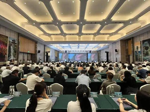 贾云峰：恩施州建设世界级旅游目的地的底气、志气与锐气