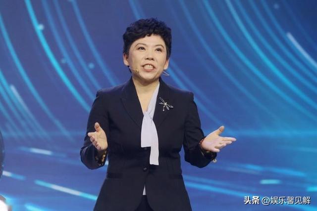 败光20亿、向洋人下跪、国籍成谜，邓亚萍身上的标签到底是真是假