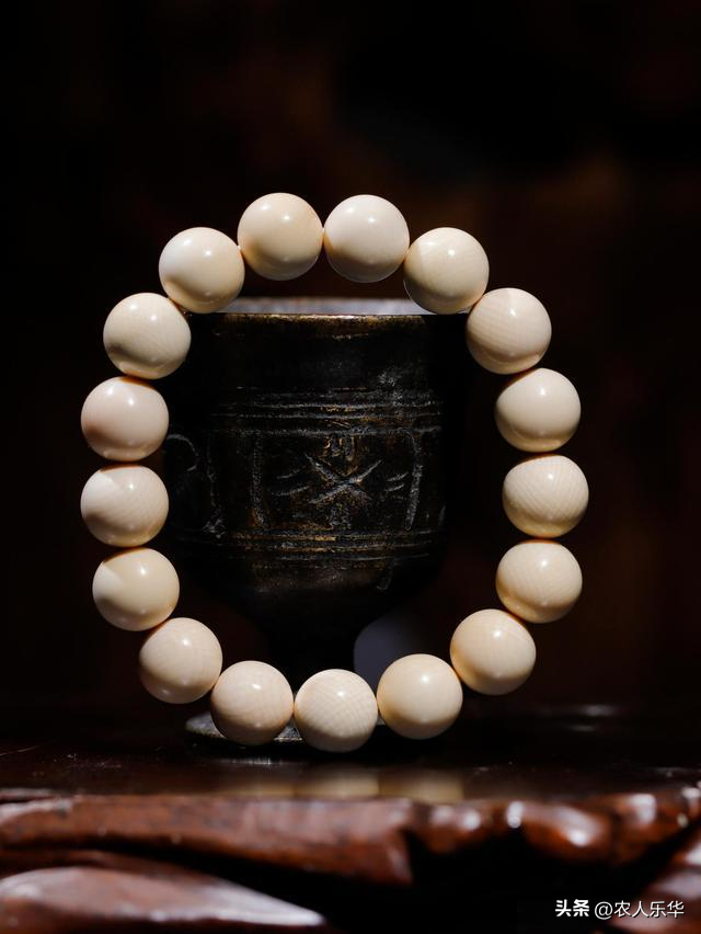 还在盘十大不建议入手的手串?不怕被笑话？赶紧扔了吧