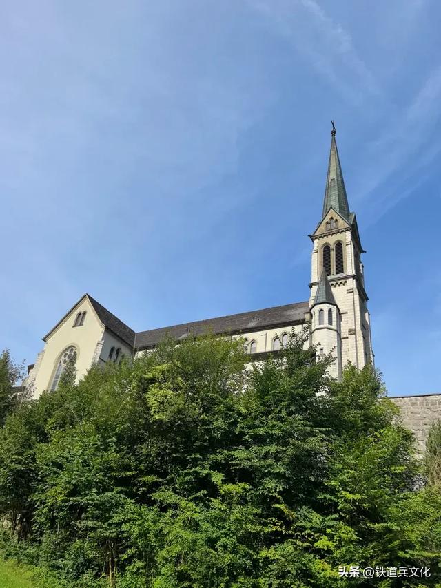 瑞士龙疆小镇【原创】:原铁十师:陶玉和