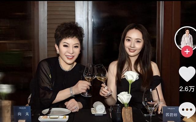 向佐被曝出轨澳门coco姐，女方男友猛料频出，还扯出欠债丑闻