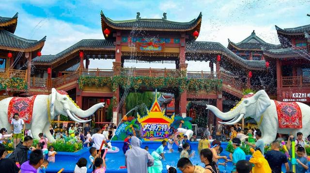 太原方特暑期玩法再升级！“极地冰爽节”酷爽上线