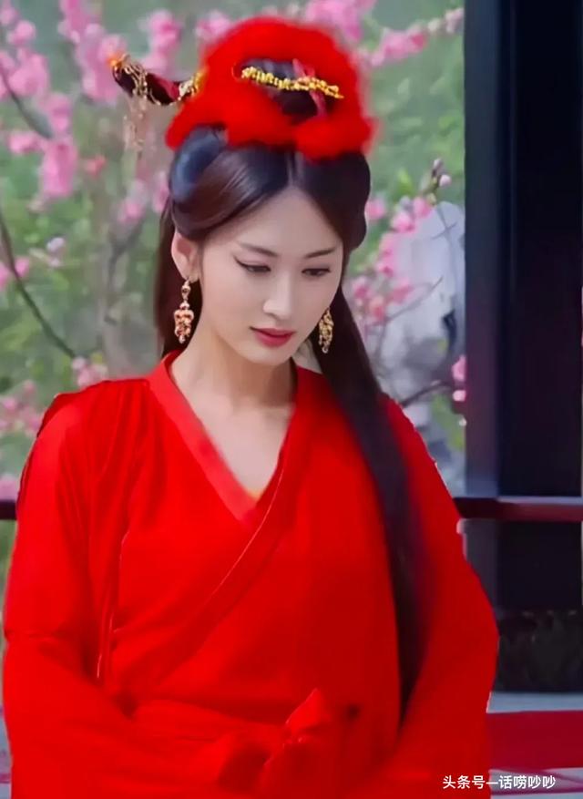退圈9年，内娱无人替代，唐嫣和孙坚都劝她复出拍戏！太可惜了！