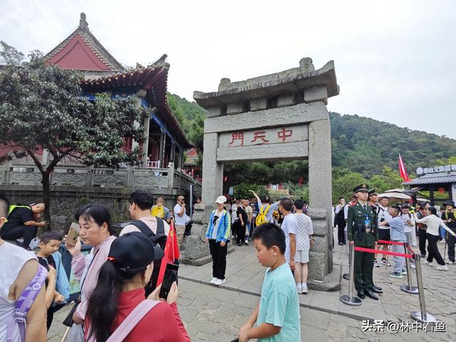 徒步登泰山之一——3小时从一天门到中天门