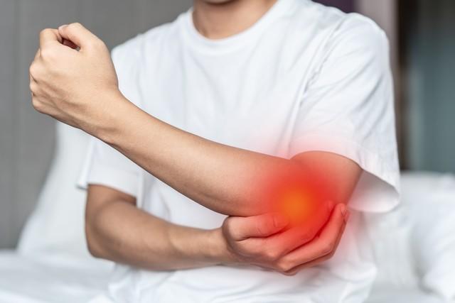 扭伤用什么药效果比较好？扭伤后可以热敷吗？7种药物安全排名