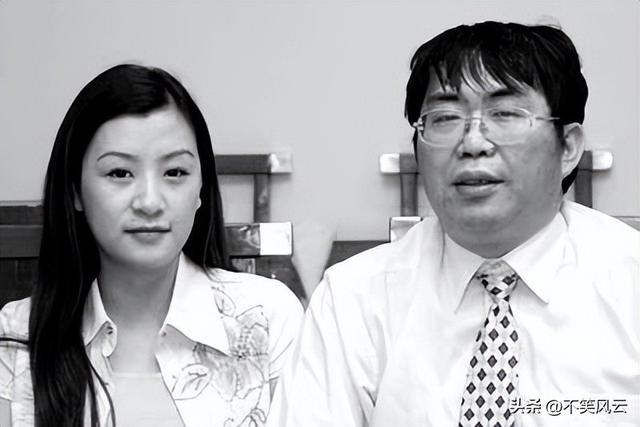 聂卫平去世不到一天，小23岁妻子过往被扒	，原来她才是人间清醒