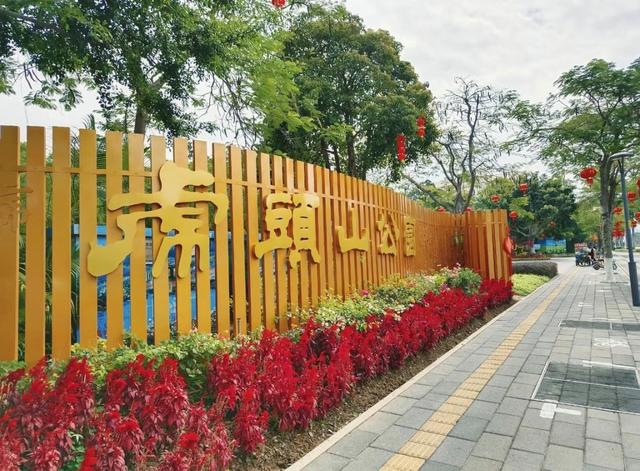 厦门是一座被称为鹭岛的滨海城市，但厦门与老虎有着深厚历史渊源
