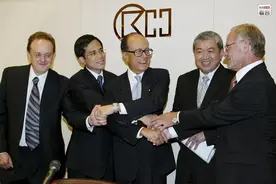 当年李嘉诚拿下巴拿马的港口，美国比我们反应大多了，查了他两年图片