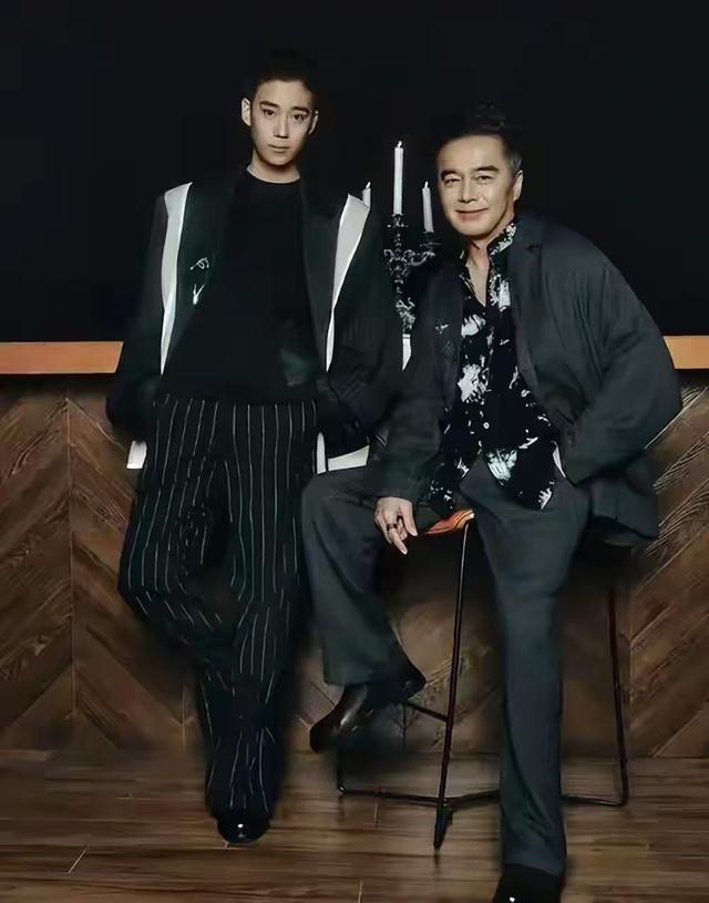 何晴葬礼，三段感情三个男人皆缺席！ 第8张