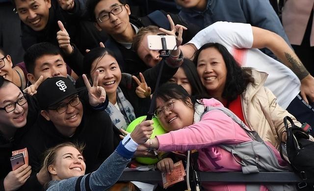 继德国之后，英国也开始贴出“中文标语”？中国游客：不能够接受