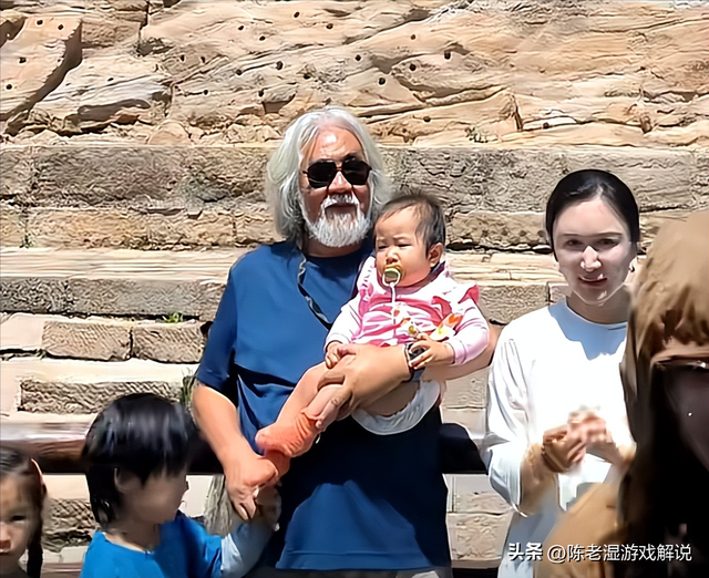 一个贪财一个好色？老夫少妻的“残酷”在74岁的张纪中身上应验了