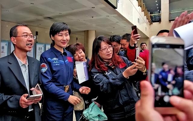 航天女侠刘洋：出征太空前夜丈夫撒下大谎人间蒸发，她却选择原谅