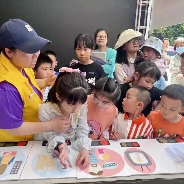 4月18、19日“第十六届贵阳市社区儿童图书音乐节”向你发出邀请
