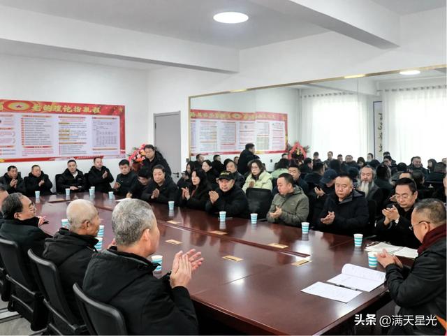 浑源县文化旅游协会举行办公场址揭牌仪式