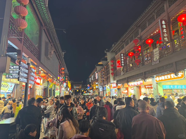 2026马年春节假期，全国最堵十大景区出炉：一眼望不到边的人头！