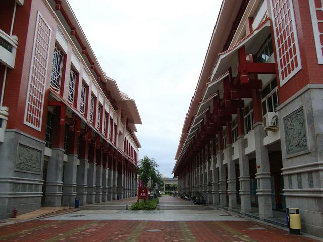 五十岁的我踏上新旅程 首骑单车(二)莆田工艺美术城2010.9.23---26