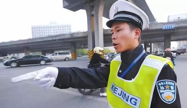 全国交警集体更名！“交警”变“交管”，一字之差关乎每个人出行