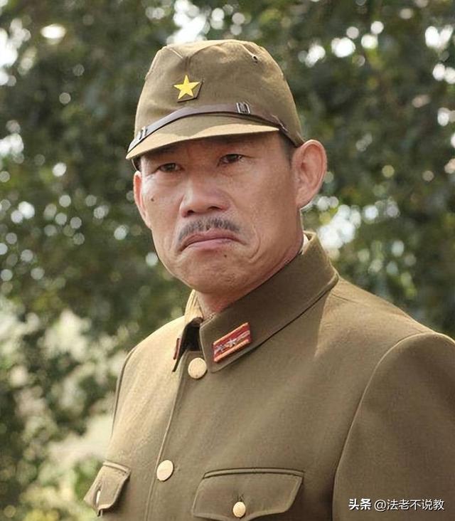 5位过气明星回归农村生活，风光不再，摆摊卖茶叶蛋，种地养猪