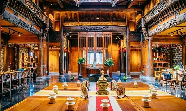 开学季“神兽归笼”，家长们是时候给自己放个假了！