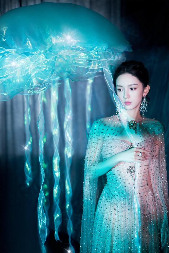 周也 梦幻精灵🧝🏻‍♀️