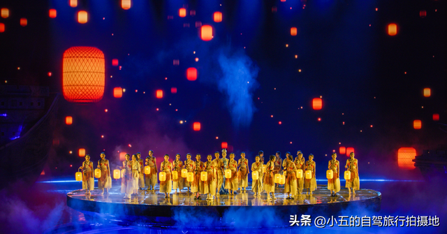 2025青岛炸裂攻略！14个神仙景点+3家必吃餐厅，11月限定活动错过