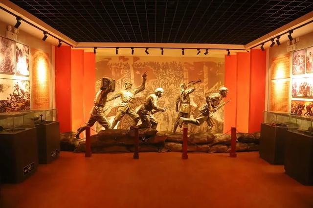 乡游黔中 · 镇宁布依族苗族自治县 板袍村丨红色星火映布依