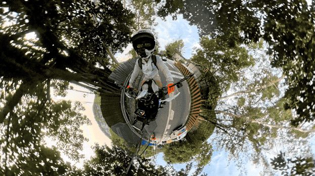 2025户外影像分岔口：性能党退场	，大疆影石抢江山