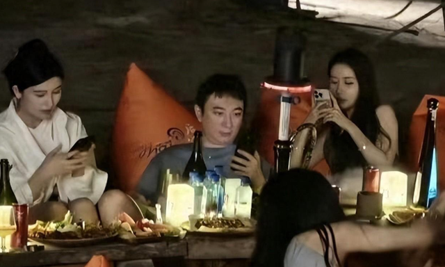 陪睡陪玩只是冰山一角！万达蒸发800亿后，王思聪再次传出大丑闻