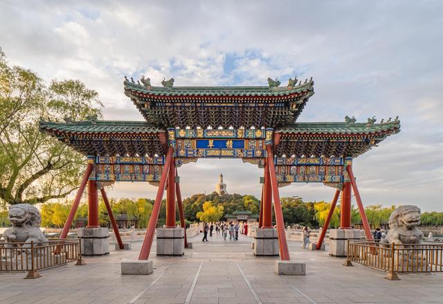 北京北海公园简介