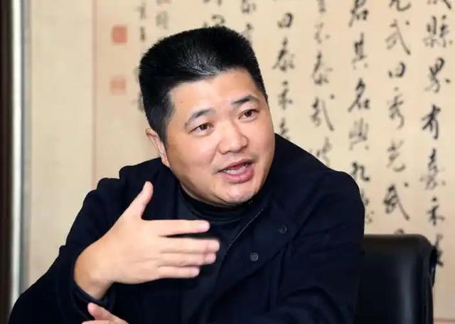 又一房地产巨头暴雷！负债1881亿，资不抵债被逼退市，董事长被抓