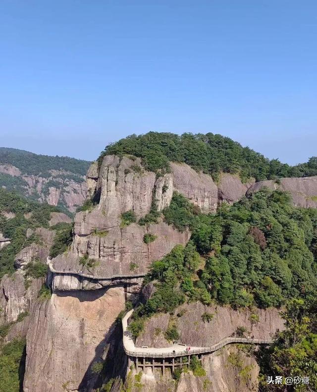 71岁还在到处旅行！这5个最适合独自出游的小城，安全又有趣！