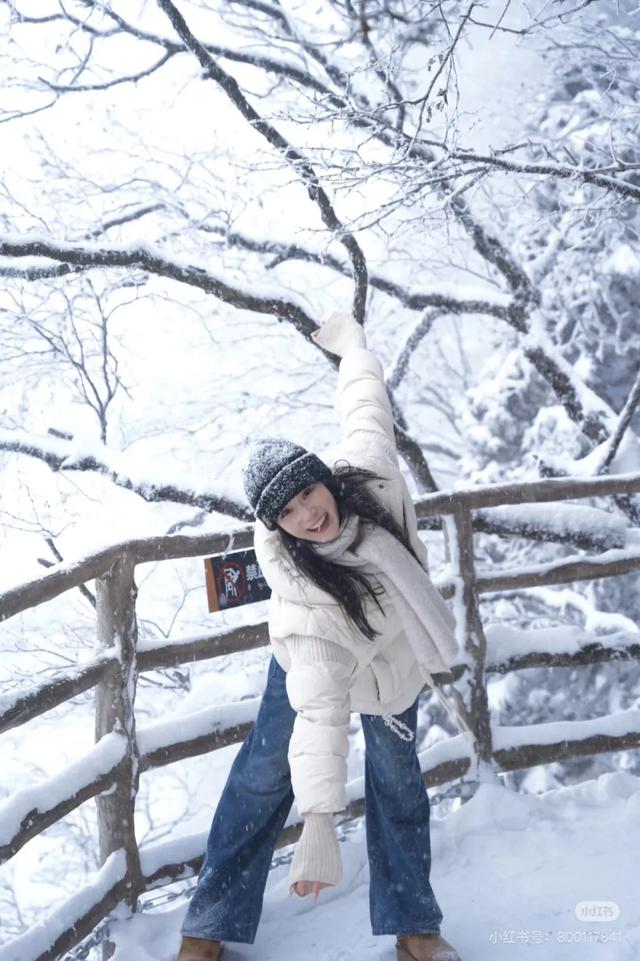 叮!龙头山秋日余额已不足!期待新一轮的冬雪到来~