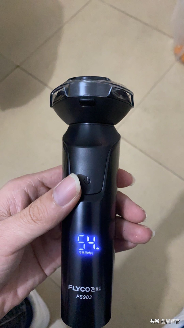 吊打戴森，却打不过飞科？收割中产的家电巨头，被前员工“背叛”