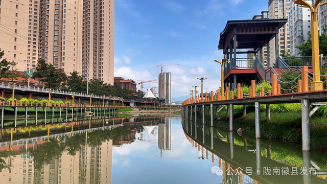 徽县：水清岸绿河畅景美